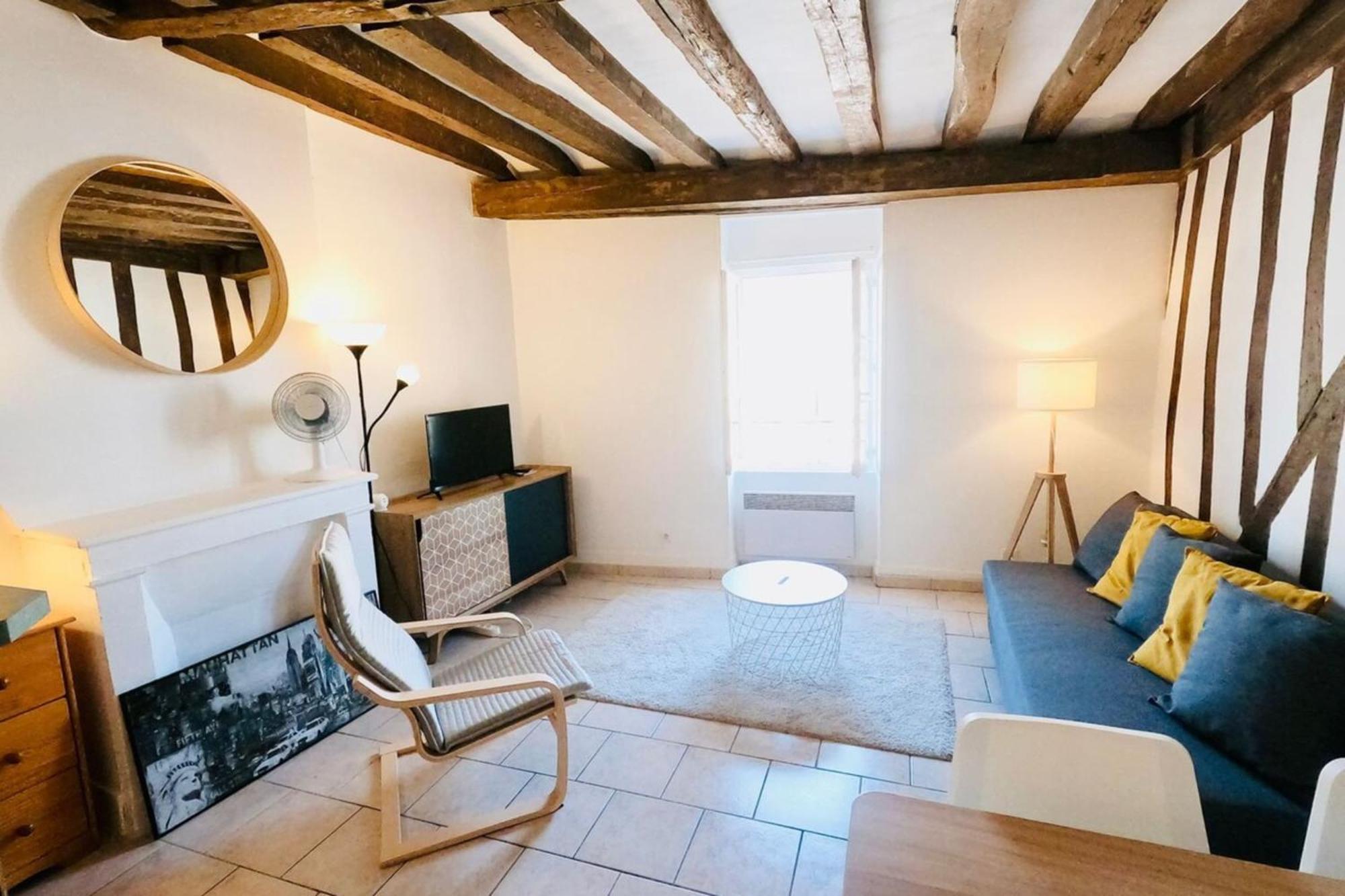 Fontainebleau Rue Grande - Chez Alexis Lägenhet Exteriör bild